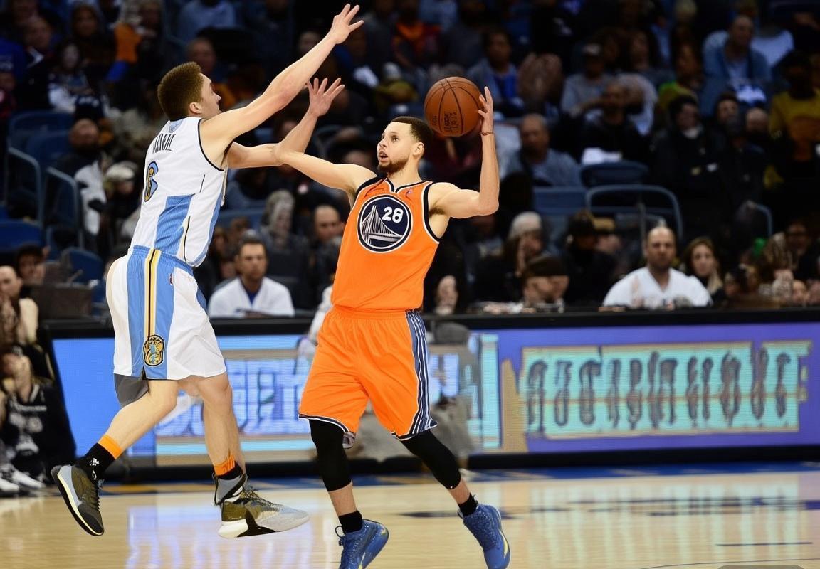 2014-2015赛季勇士掘金巅峰对决回顾：库里约基奇经典对决(图4)
